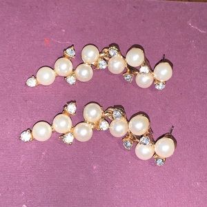 Dangle Cream colored Pearly Crystal Cascade Earrings, post style